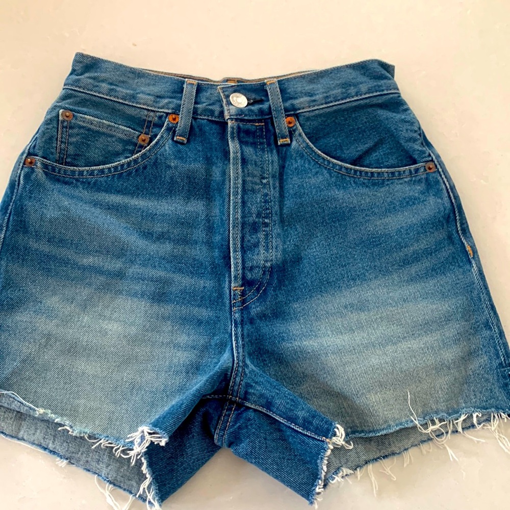 Re/Done high-rise cut-off denim shorts